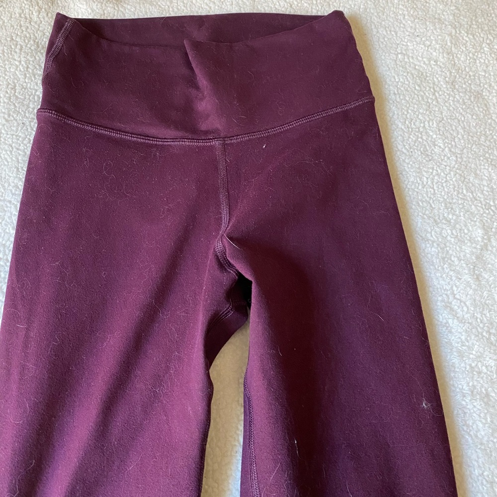 Maroon leggings